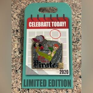 Disney Parks Peter Pan and Captain Hook Pin Talk Like a Pirate New with Card